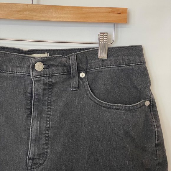 Madewell Womens 31 High Rise Denim Shorts Faded Black Cut Off Hem Style K6156 - Picture 4 of 13